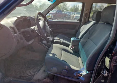 2003 Nissan Frontier Crew Cab Xe from USA, damaged, VIN 1N6ED29X83C466345